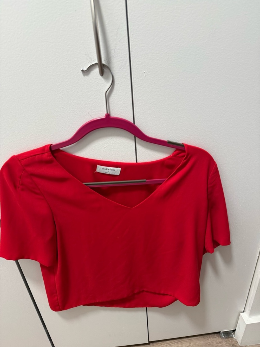 Babaton Red V-Neck Women's Short Sleeve Blouse